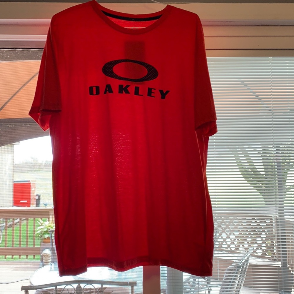 NWT MENS OAKLEY SHIRT